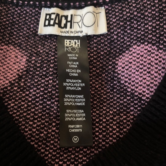 Beach Riot hearts sweater not new - Picture 5 of 5